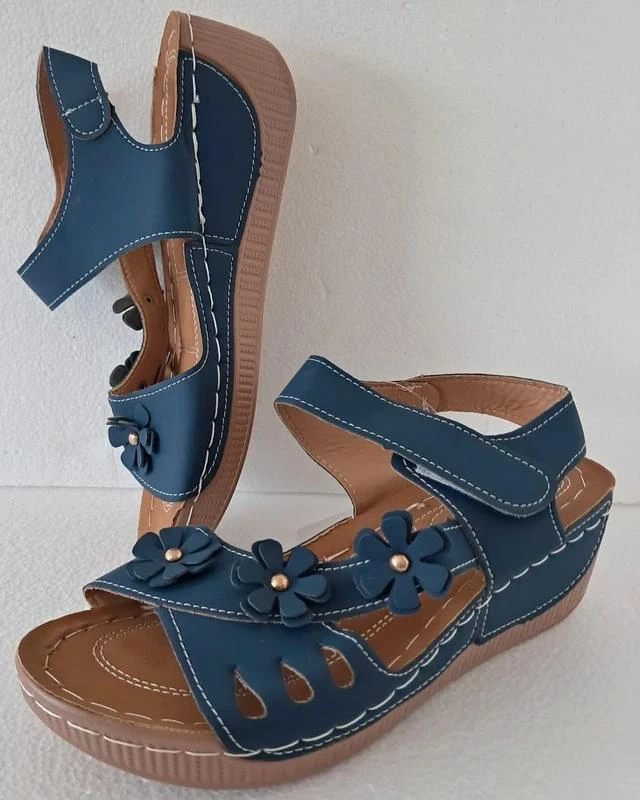 Sandales Bleu Marine à Fleurs à scratch - Pointure 40